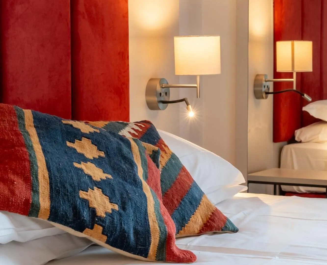 Hotel Catullo Malcesine 3*,  Italy